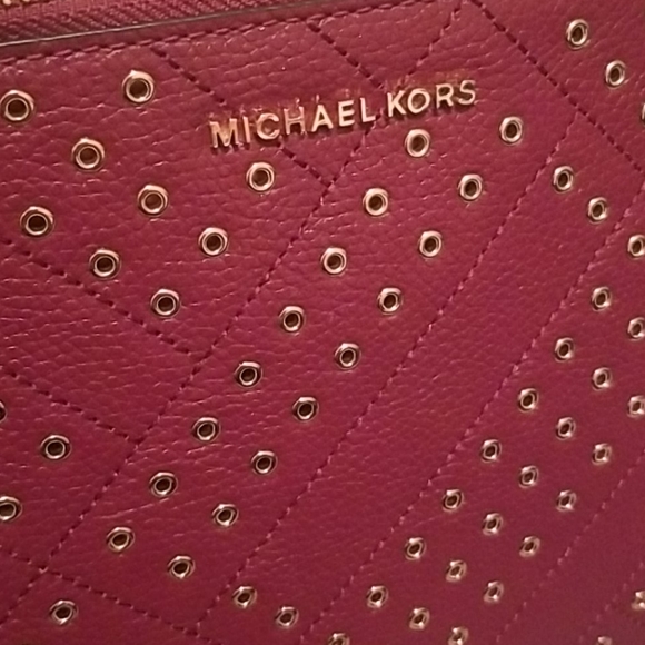 Wristlet - Picture 2 of 5